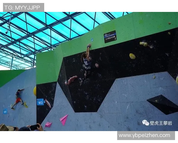 重庆极限运动队在世界攀岩锦标赛中的成长与蜕变之路